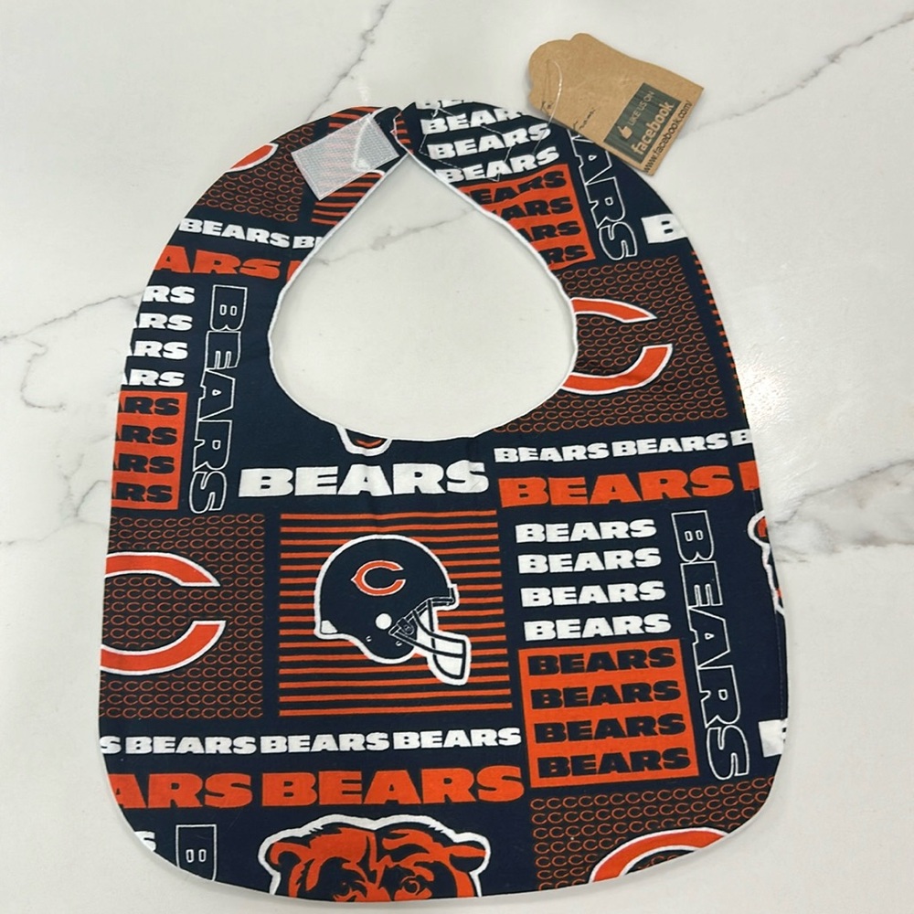 Labor Of Love New With Tags Bib. Chicago Bears